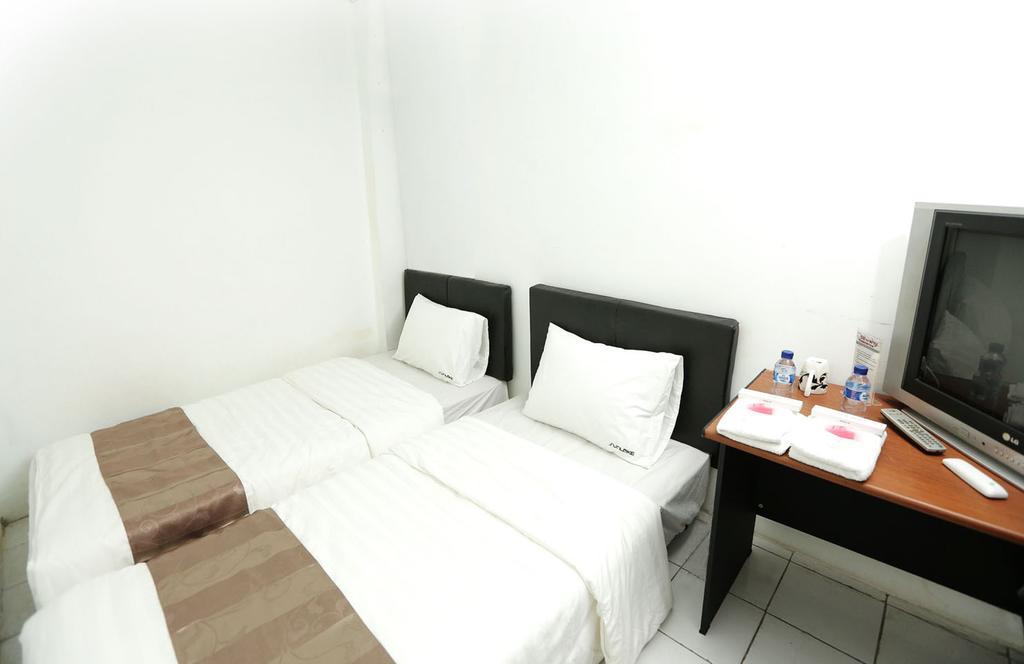 Ds Colive Siliwangi Hotel Semarang Szoba fotó
